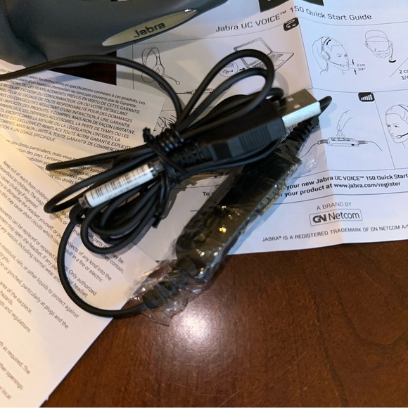 New Never Used Jabra UC Voice 150 Duo Corded Headband Headset Hands Free - Picture 3 of 14